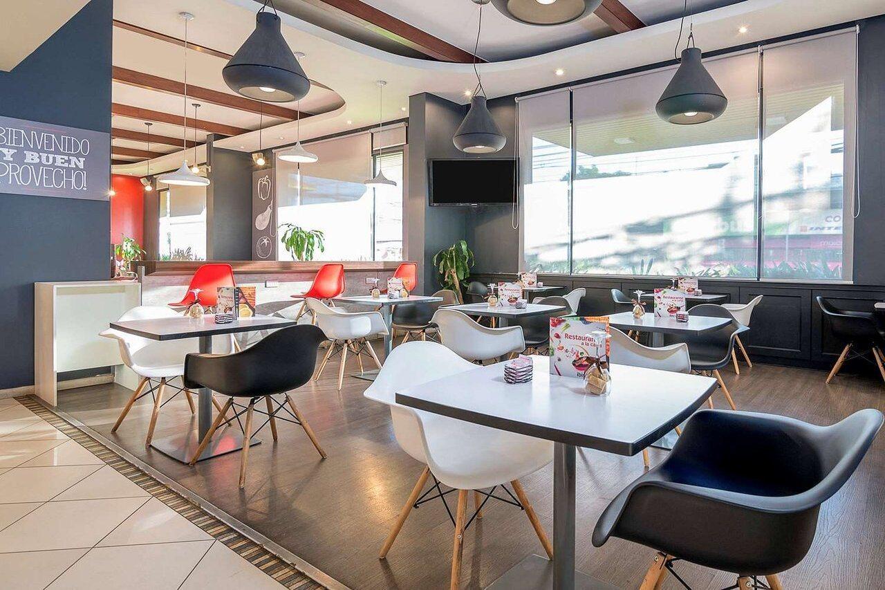 Ibis Santiago Estacion Central מראה חיצוני תמונה