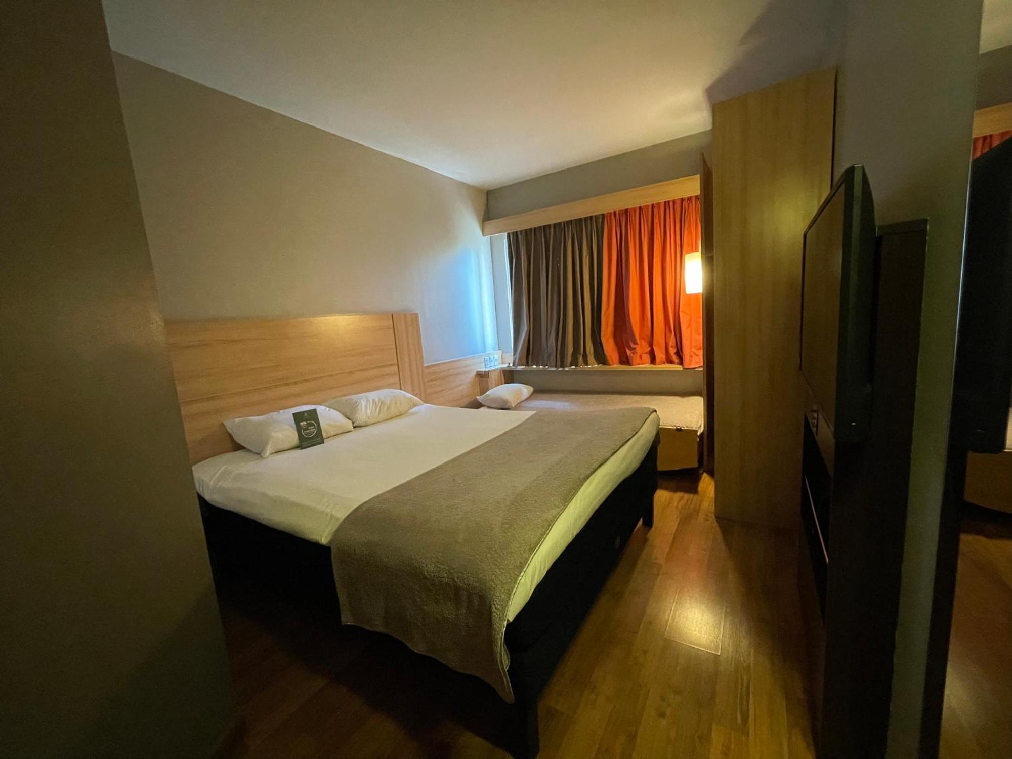 Ibis Santiago Estacion Central מראה חיצוני תמונה